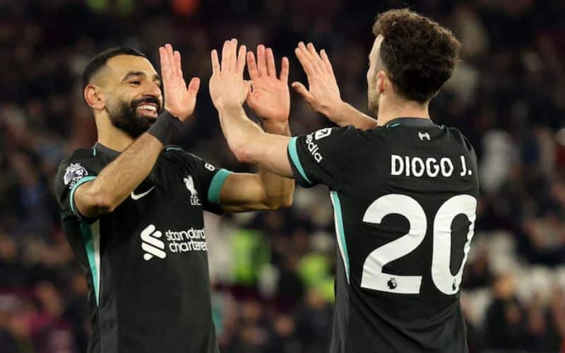 Hiệp 2: Liverpool khép lại show diễn hoàn hảo