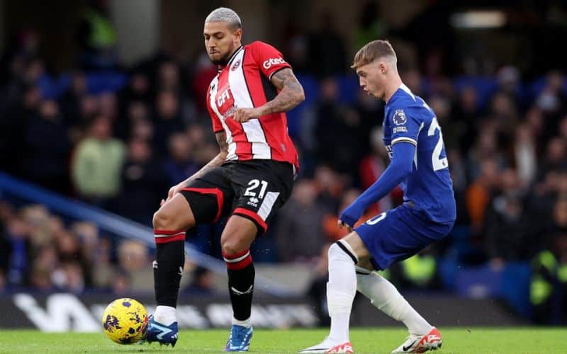 Jackson tỏa sáng, Brentford nỗ lực nhưng bất thành