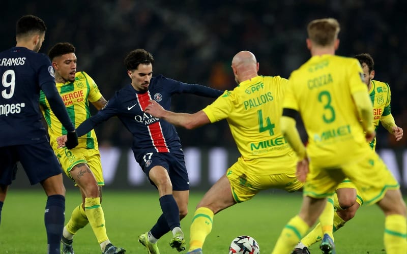 Trận đấu giữa PSG vs Nantes kết thúc với tỉ số hòa 1-1