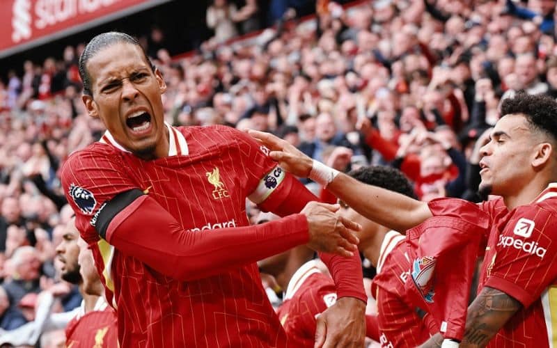 Diễn biến hiệp 1 – Lợi thế sớm cho Liverpool